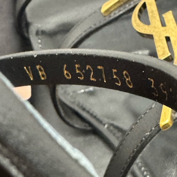 CASSANDRA LEATHER WITH GOLD EMBLEM HARDWARE IN BLACK SANDALS. - Picture 10 of 11